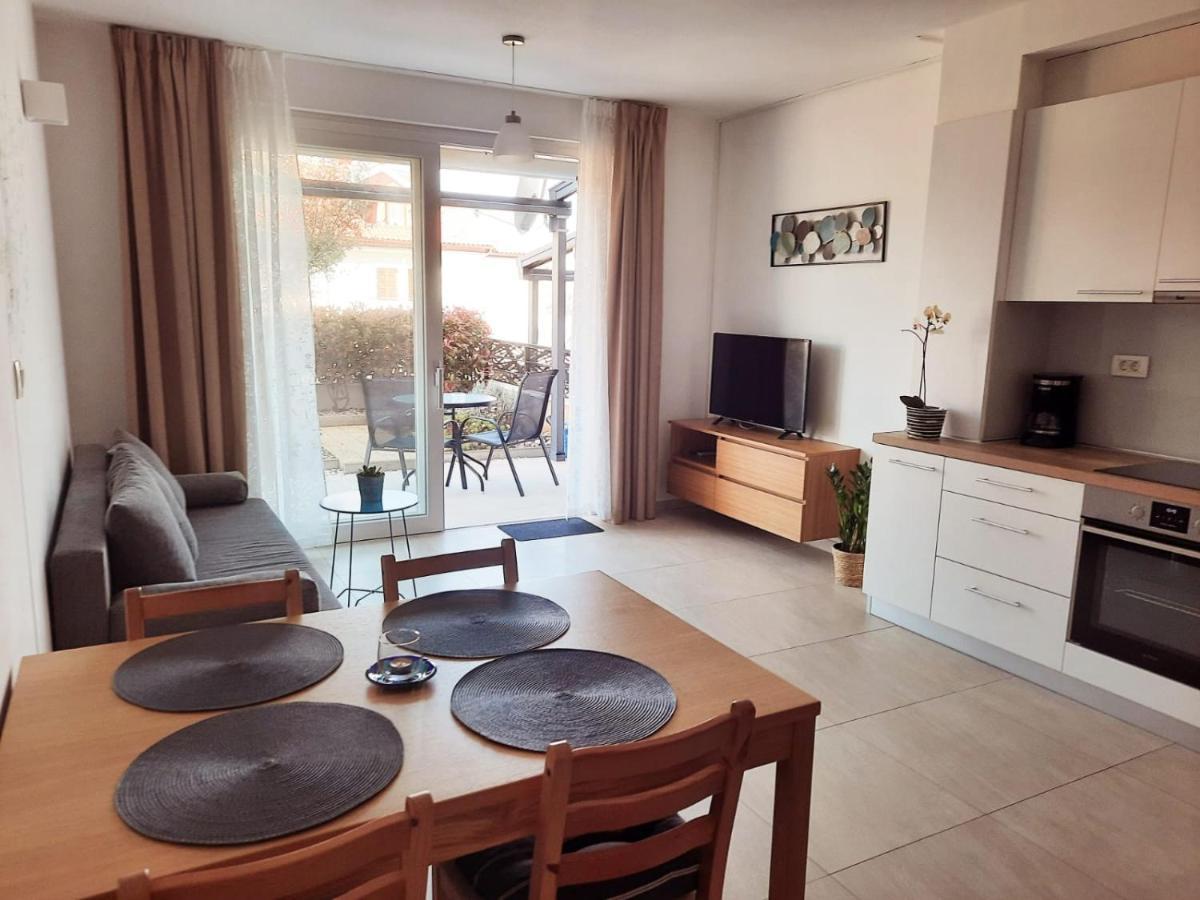 Apartman Madonnina Cres Dış mekan fotoğraf